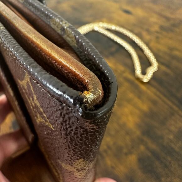 Louis Vuitton Vintage Monogram Compact Wallet - Picture 10 of 16